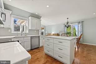 115 Abbey Dr, Royersford, PA 19468 - Photo 3