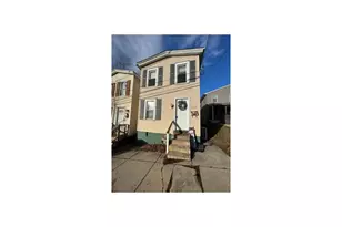 319 Grant St, Pottstown, PA 19464 - Photo 1