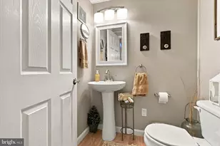 137 E 11th St, Pennsburg, PA 18073 - Photo 21