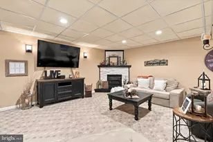 137 E 11th St, Pennsburg, PA 18073 - Photo 23