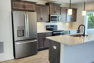 736 Fawn Wy, Pennsburg, PA 18073 - Photo 5