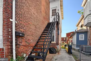 830 W Marshall St, Norristown, PA 19401 - Photo 3