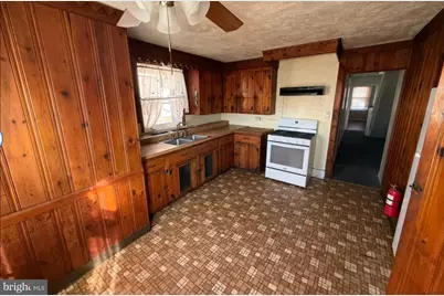 830 W Marshall Street #2, Norristown, PA 19401 - Photo 5