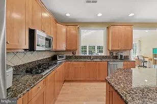 180 Somerset Dr, Blue Bell, PA 19422 - Photo 11