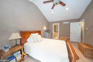 6 Abbott Ct, Norristown, PA 19403 - Photo 15