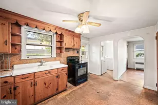 3 Elm Ave, Norristown, PA 19403 - Photo 3