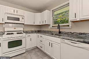 609 Mansfield Rd, Willow Grove, PA 19090 - Photo 13