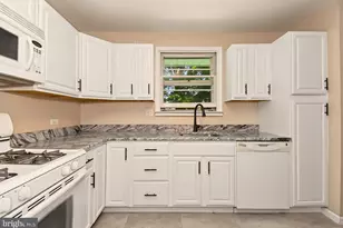 609 Mansfield Rd, Willow Grove, PA 19090 - Photo 15