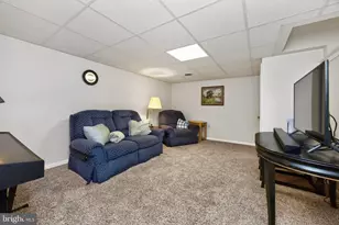 720 Montgomery Ave, Pennsburg, PA 18073 - Photo 23