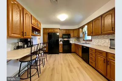 129 Graterford Road, Schwenksville, PA 19473 - Photo 9