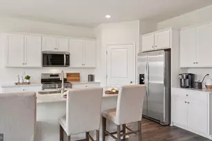 3054 Abigail Wy, Pennsburg, PA 18073 - Photo 13