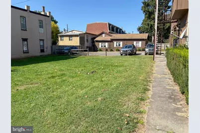 261 N York Street #G, Pottstown, PA 19464 - Photo 15