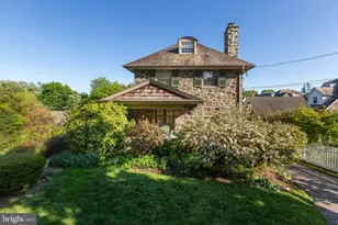 124 N Highland Ave, Bala Cynwyd, PA 19004 - Photo 3