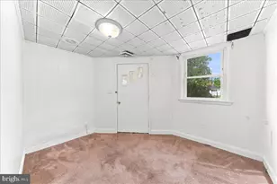 567 Powderhorn Rd, King of Prussia, PA 19406 - Photo 17