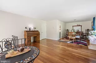 4822 Perkiomen Creek Rd, Schwenksville, PA 19473 - Photo 15