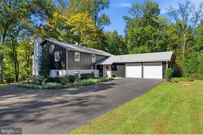 4822 Perkiomen Creek Road, Schwenksville, PA 19473 - Photo 3