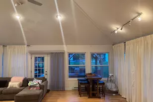 121 Brentwood Dr, Willow Grove, PA 19090 - Photo 9