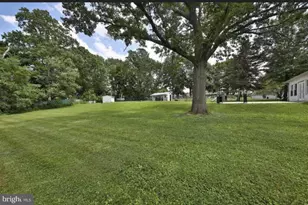 121 Brentwood Dr, Willow Grove, PA 19090 - Photo 29
