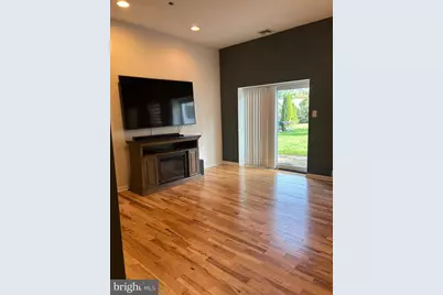 121 Brentwood Drive, Willow Grove, PA 19090 - Photo 3