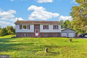 176 Oberholtzer Rd, Gilbertsville, PA 19525 - Photo 1