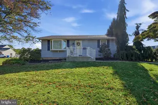 279 N 3rd St, Telford, PA 18969 - Photo 3