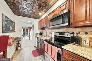922 W Montgomery Ave, Bryn Mawr, PA 19010 - Photo 9