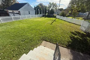 3898 Round Meadow Ln, Hatboro, PA 19040 - Photo 15