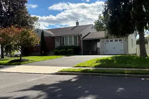 3898 Round Meadow Ln, Hatboro, PA 19040 - Photo 1