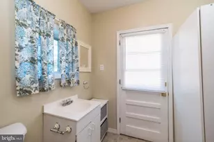 460 Renfrew Ave, Ambler, PA 19002 - Photo 19