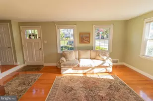 428 Inman Terrace, Willow Grove, PA 19090 - Photo 5