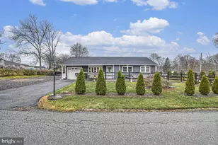242 Brookside Rd, Norristown, PA 19401 - Photo 3
