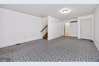 521 W Chestnut Street, Pottstown, PA 19464 - Photo 5