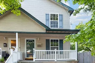 521 W Chestnut St, Pottstown, PA 19464 - Photo 1