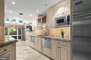 1088 Broadmoor Rd, Bryn Mawr, PA 19010 - Photo 11