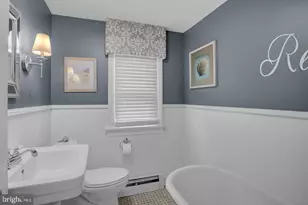 6 Perkiomen Ave, Schwenksville, PA 19473 - Photo 19