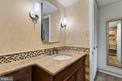1001 City Avenue #ED-913, Wynnewood, PA 19096 - Photo 33