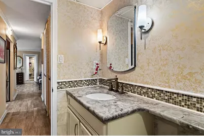 1001 City Avenue #ED-913, Wynnewood, PA 19096 - Photo 35