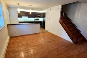 1069-2 Colwell Ln, Conshohocken, PA 19428 - Photo 3