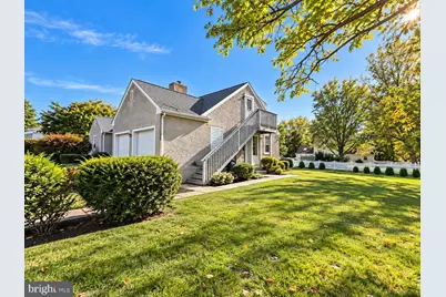 911 E Prospect Avenue, North Wales, PA 19454 - Photo 1