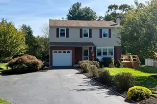 902 Valley Rd, Blue Bell, PA 19422 - Photo 5