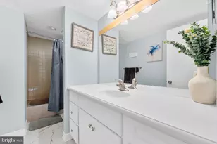 10611 Valley Forge Cir, King of Prussia, PA 19406 - Photo 11