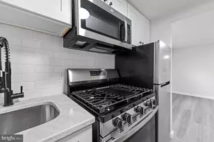 176 Walnut St, Mont Clare, PA 19453 - Photo 9