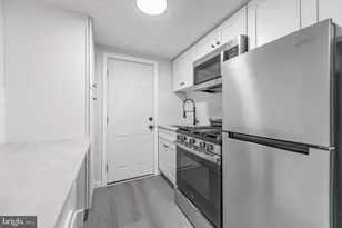 176 Walnut St, Mont Clare, PA 19453 - Photo 11
