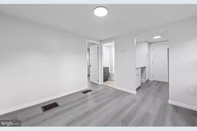 176 Walnut Street #APT B, Mont Clare, PA 19453 - Photo 17