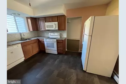205 Colonial Avenue, West Norriton, PA 19403 - Photo 17