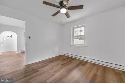219 S Pleasant Road, Pottstown, PA 19464 - Photo 5
