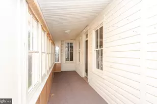 303 Glasgow St, Pottstown, PA 19464 - Photo 11