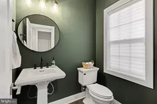 202 Ella Ln, Conshohocken, PA 19428 - Photo 13