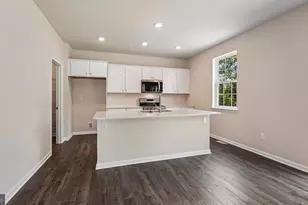3060 Abigail Wy, Pennsburg, PA 18073 - Photo 9