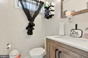 326 W Fifth St, Lansdale, PA 19446 - Photo 7